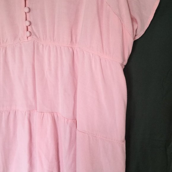 Torrid pink tiered button detail on front short sleeve - Picture 2 of 5